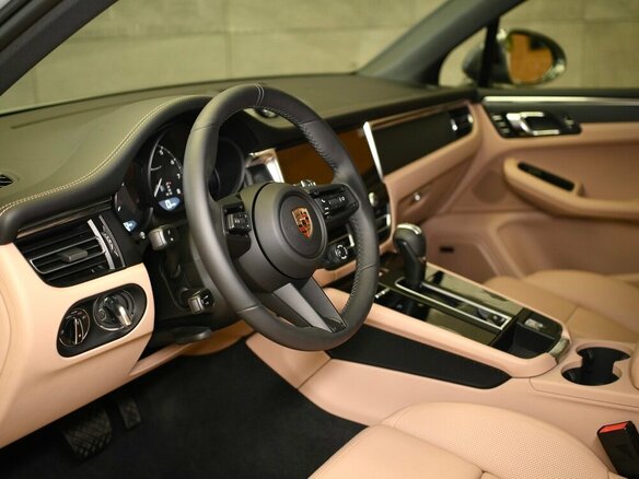2025 Porsche Macan I Рестайлинг 2, серый, 11999000 рублей - вид 6