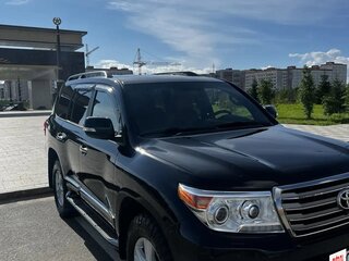 2013 Toyota Land Cruiser 200 Series Рестайлинг 1, чёрный, 10800000 рублей, вид 4