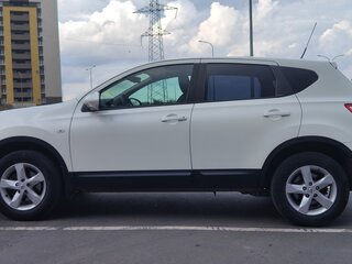 2013 Nissan Qashqai I Рестайлинг, белый, 1100000 рублей, вид 2