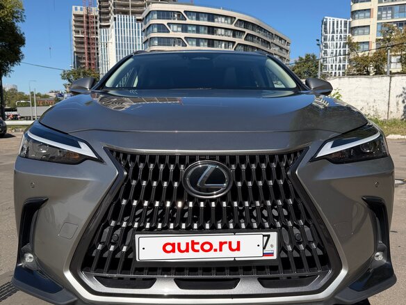 2021 Lexus NX 350 II, серый, 5200000 рублей - вид 1