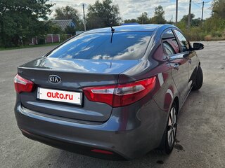 2013 Kia Rio 4-speed III, серый, 1050000 рублей, вид 5