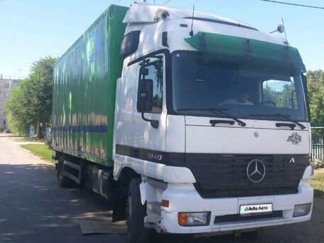 2002 Mercedes-Benz Actros, белый, 1000000 рублей, вид 1