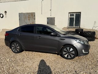 2012 Kia Rio 4-speed III, серый, 770000 рублей, вид 3