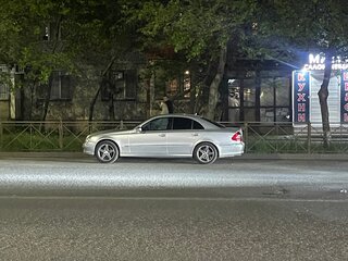 2008 Mercedes-Benz E-Класс 230 III (W211, S211) Рестайлинг, серебристый, 1300000 рублей, вид 5