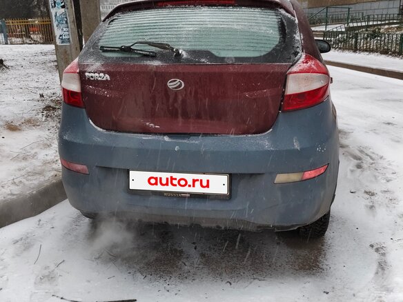 2012 ЗАЗ Forza, красный, 150000 рублей - вид 3