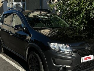 2015 Renault Sandero Stepway II, чёрный, 900000 рублей, вид 1