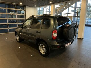 2015 Chevrolet Niva I Рестайлинг, зелёный, 470000 рублей, вид 5