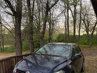 2013 Volkswagen Golf VII, синий, 1477800 рублей, вид 4