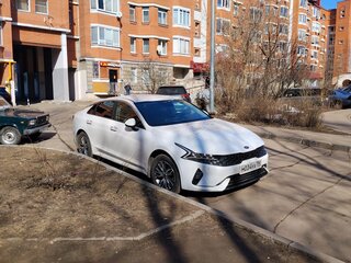 2021 Kia K5 III, белый, 1900000 рублей, вид 2