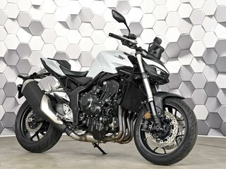 2025 Honda CB 1000 Hornet, белый, 1299000 рублей, вид 1
