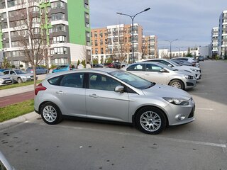 2012 Ford Focus III, серебристый, 990000 рублей, вид 3