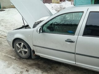 1999 Volkswagen Bora I, серебристый, 310000 рублей, вид 3