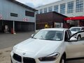 2021 BMW X2 sDrive18i I (F39), белый, 3600000 рублей - вид 2