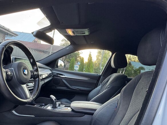 2019 BMW X6 30d II (F16), белый, 5300000 рублей - вид 16
