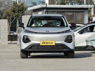 2026 Changan Qiyuan Q05 51.9 kWh II, серебристый, 2057228 рублей, вид 2