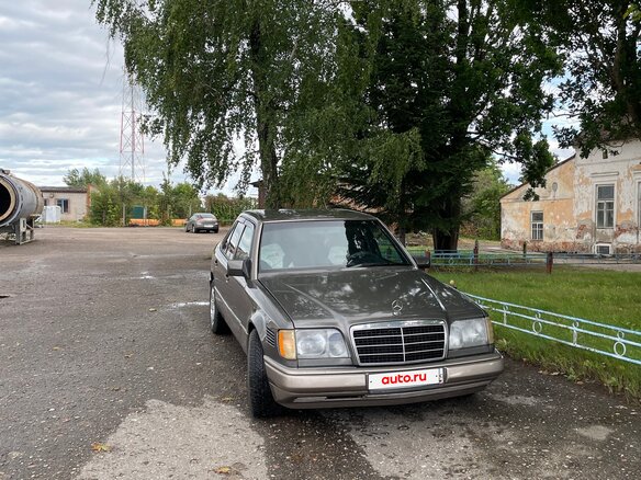 1991 Mercedes-Benz W124 250, серый, 190000 рублей - вид 1