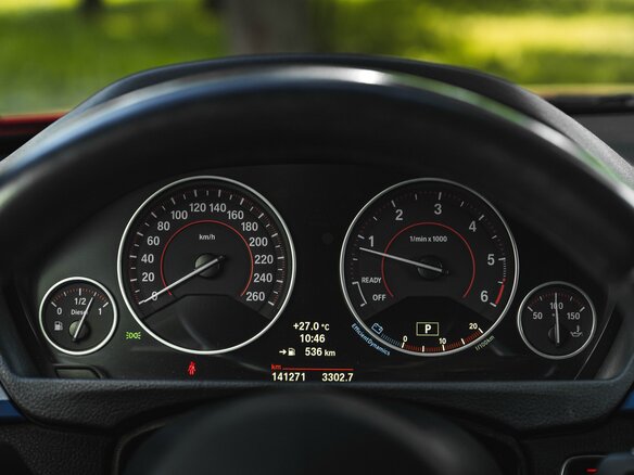 2014 BMW 4 серии 420d xDrive F32/F33/F36, красный - вид 27