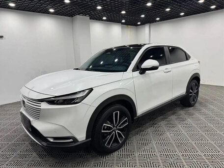 2023 Honda Vezel II, белый, 2150000 рублей, вид 1