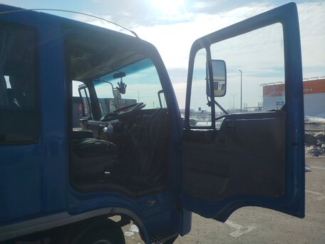 1986 Hino Series 500 (Ranger), синий, 2900000 рублей, вид 4