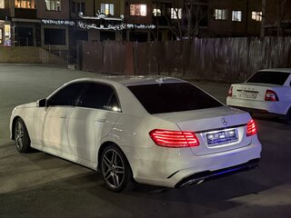2014 Mercedes-Benz E-Класс 200 IV (W212, S212, C207) Рестайлинг, белый, 1600000 рублей, вид 3