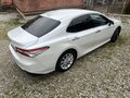 2020 Toyota Camry VIII (XV70), белый, 2650000 рублей - вид 3