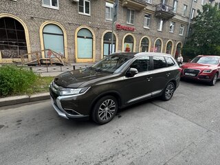2016 Mitsubishi Outlander III Рестайлинг 2, коричневый, 1470000 рублей, вид 2