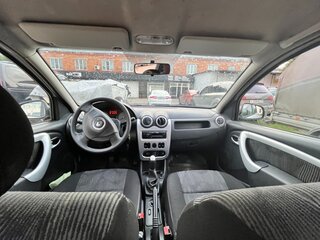 2013 Renault Sandero I, белый, 419000 рублей, вид 4