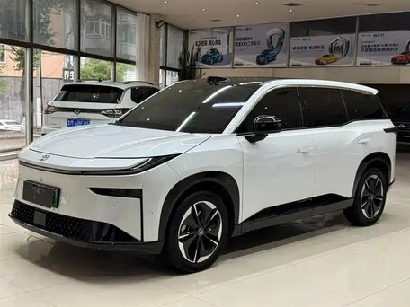 2025 Toyota bZ3X 58.3 kWh, белый, 2890000 рублей, вид 1