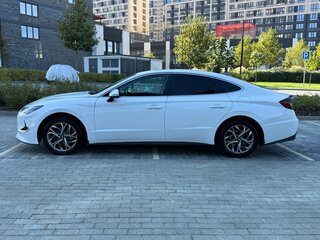 2021 Hyundai Sonata VIII (DN8), белый, 1410000 рублей, вид 3