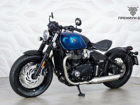 2026 Triumph Bonneville Bobber, чёрный, 2099000 рублей, вид 3