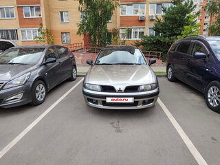 2003 Mitsubishi Carisma I Рестайлинг, серебристый, 380000 рублей, вид 2