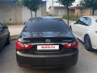 2010 Hyundai Sonata VI (YF), чёрный, 850000 рублей, вид 2