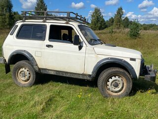 1996 Lada (ВАЗ) 2121 (4x4) I Рестайлинг, белый, 200000 рублей, вид 3