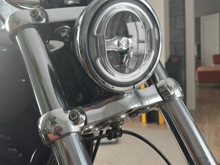2023 Harley-Davidson Softail Standard, чёрный, 1220000 рублей, вид 5