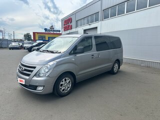 2012 Hyundai H-1 6-speed II, серебристый, 1700000 рублей, вид 1