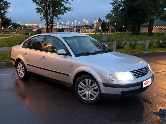 1999 Volkswagen Passat B5, серебристый - вид 3