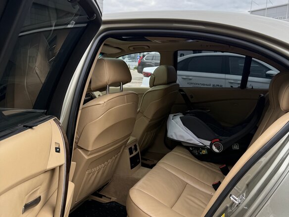 2004 BMW 5 серии 525i V (E60/E61), зелёный, 700000 рублей - вид 14