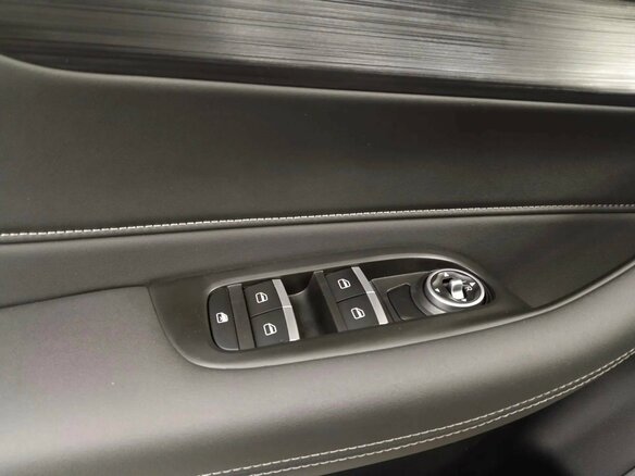 2025 Chery Tiggo 4 Pro I Рестайлинг, серый - вид 5