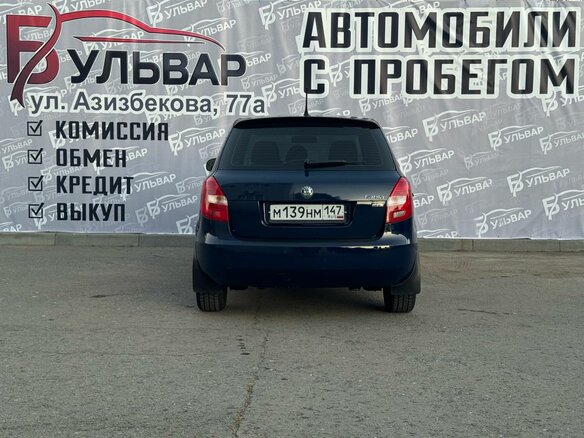2012 Skoda Fabia II Рестайлинг, синий, 640000 рублей - вид 4
