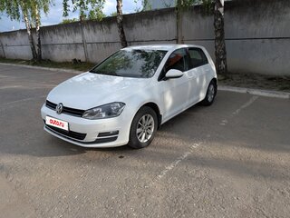 2014 Volkswagen Golf VII, белый, 900000 рублей, вид 1