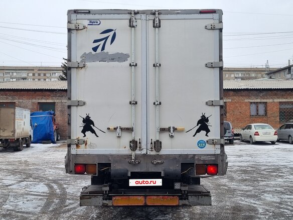 1993 Fuso (Mitsubishi) Fighter, синий, 2200000 рублей - вид 4