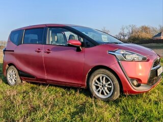 2017 Toyota Sienta II, красный, 1149000 рублей, вид 5