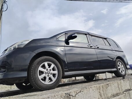 2011 Toyota ISis I Рестайлинг, чёрный, 1260000 рублей, вид 2