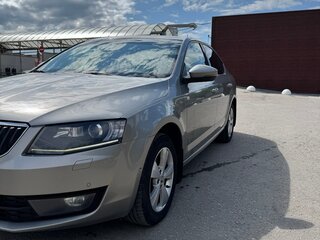 2016 Skoda Octavia III (A7), бежевый, 1300000 рублей, вид 1