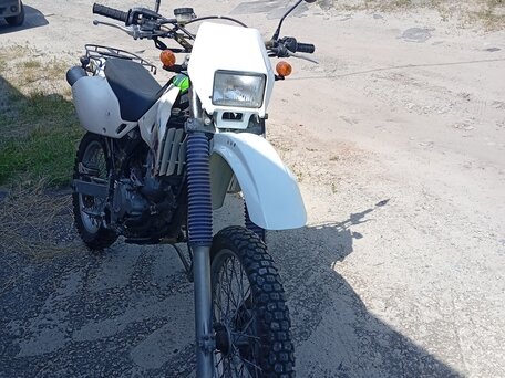1995 Kawasaki KLX 250, белый, 285000 рублей, вид 4
