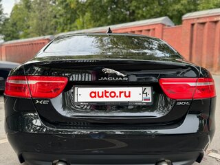 2017 Jaguar XE EcoBoost I, чёрный, 1999000 рублей, вид 4