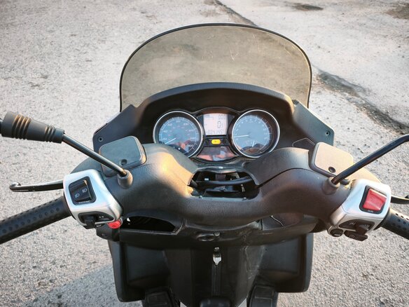 2007 Piaggio MP3, красный, 220000 рублей - вид 5