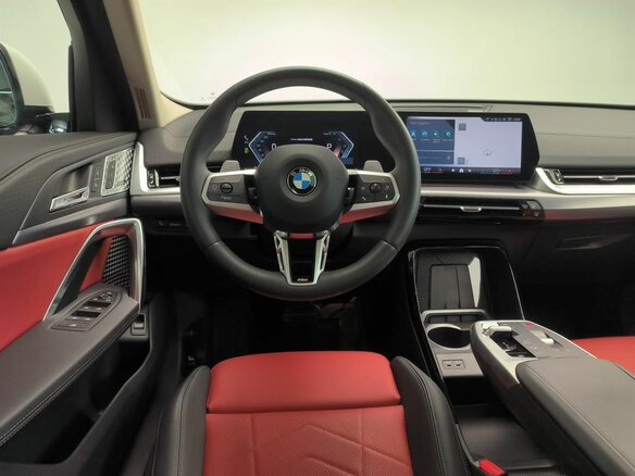 2025 BMW X2 xDrive25i II (U10), белый - вид 12