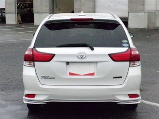 2017 Toyota Corolla Fielder XI (E160, E170, E180) Рестайлинг 1, белый, 914000 рублей, вид 5