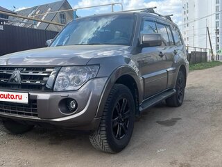 2011 Mitsubishi Pajero IV Рестайлинг 1, коричневый, 2780000 рублей, вид 2
